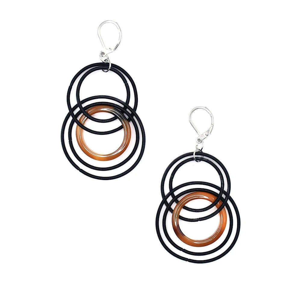 Black Piano Wire with Tortoise Rings Earrings