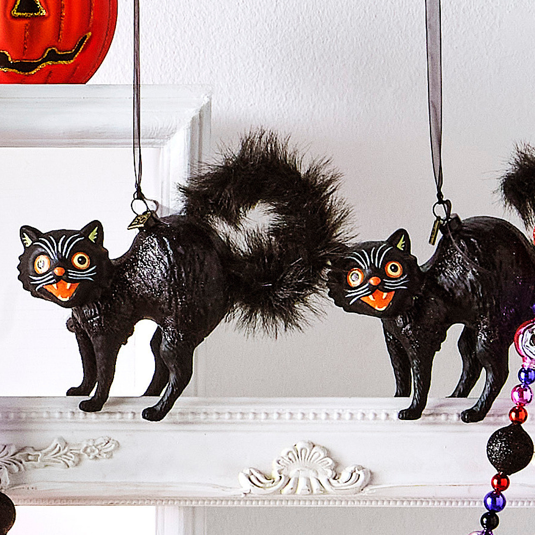 Eric Cortina 'Fraidy Cat' Halloween Ornament