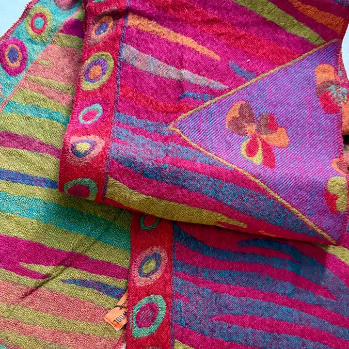 Reversible Merino Wool Shawl - Fuchsia